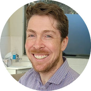 Dr Hamish McLachlan